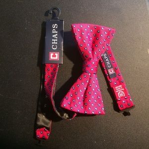 NWT 100% silk handmade bowtie with dots